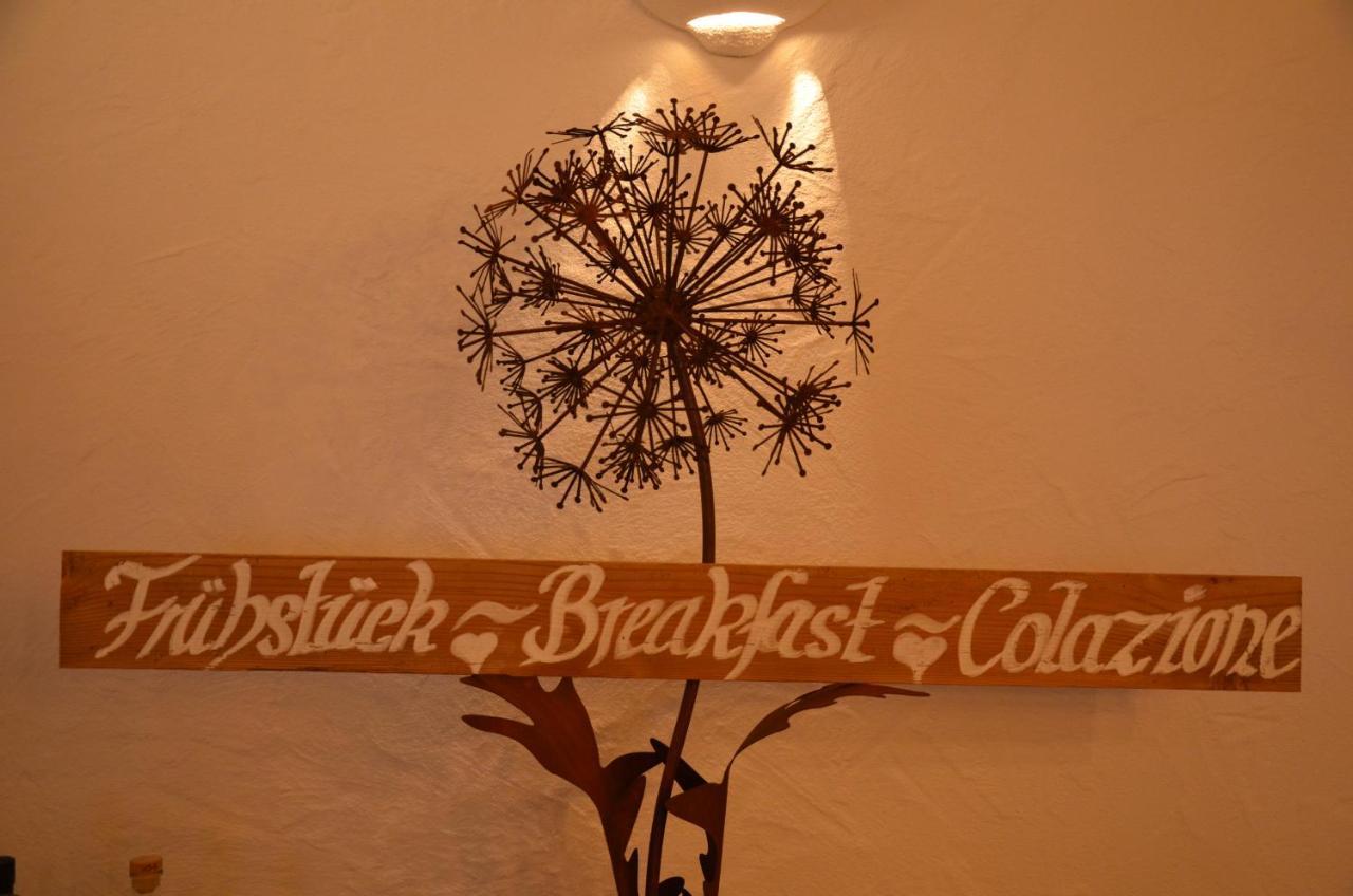 Gasthof Zur Schmiede Berg im Drautal Esterno foto